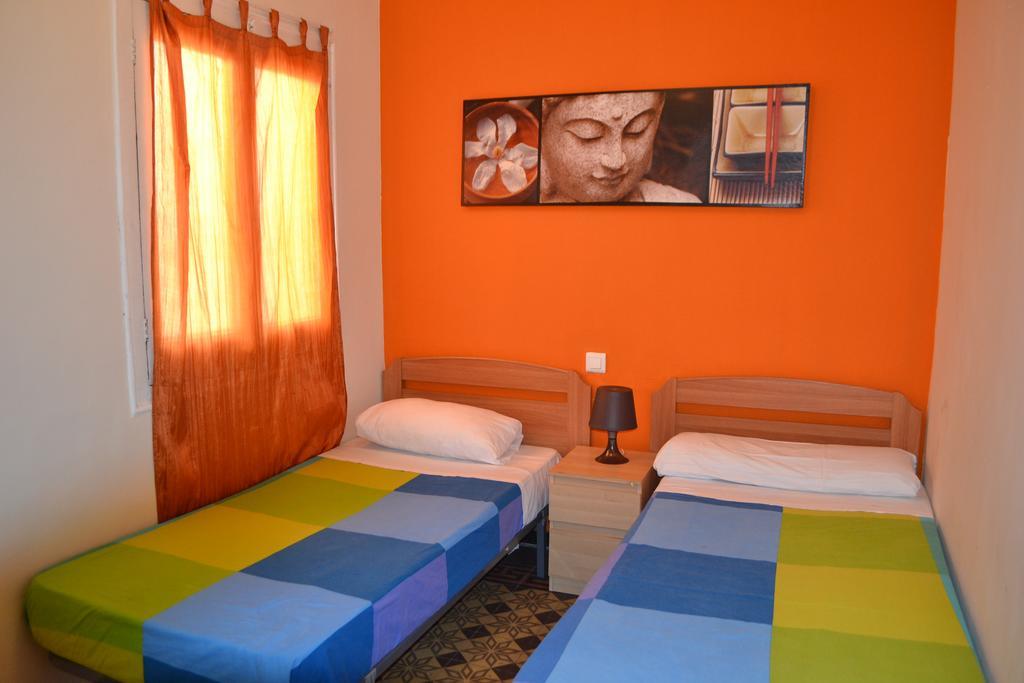 Blue Hostel Βαρκελώνη Δωμάτιο φωτογραφία