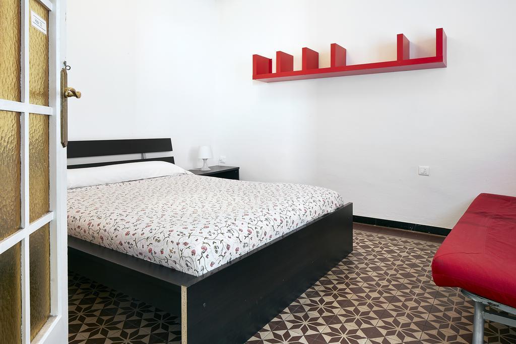 Blue Hostel Βαρκελώνη Εξωτερικό φωτογραφία