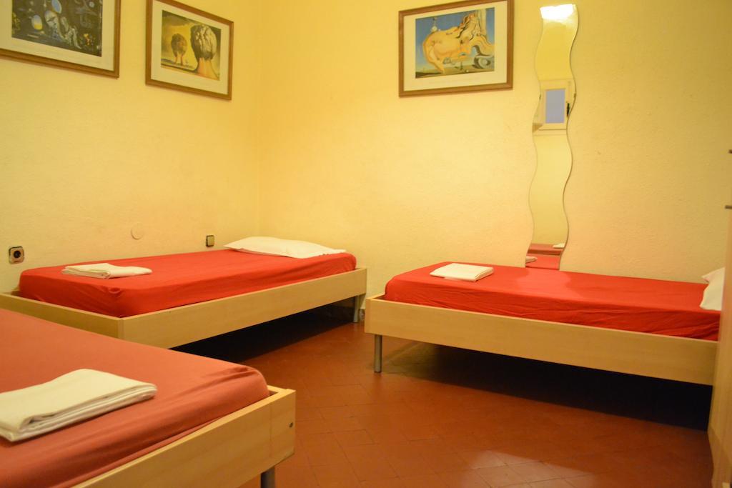 Blue Hostel Βαρκελώνη Δωμάτιο φωτογραφία