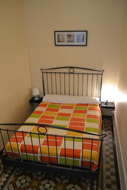 Blue Hostel Βαρκελώνη Δωμάτιο φωτογραφία
